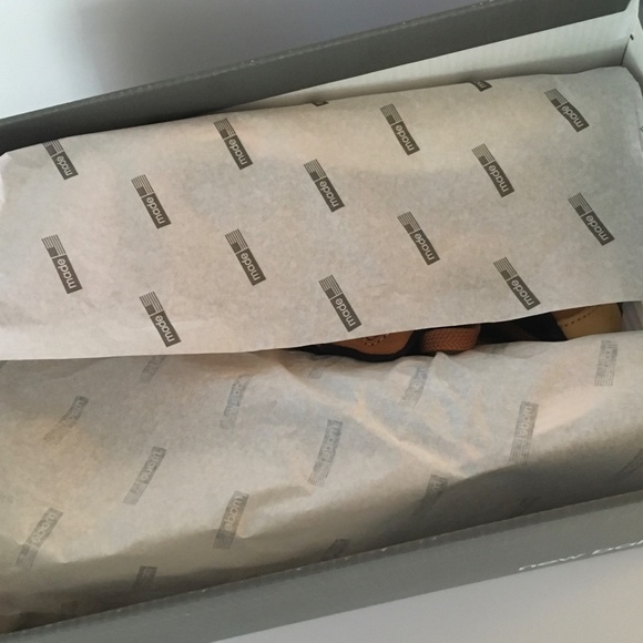 New Balance 992 'Wheat' - NEW - Men's size 8.5 - Picture 4 of 5